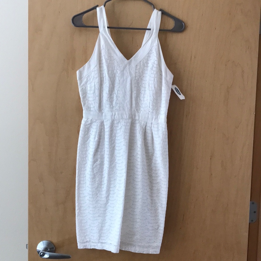 BRAND NEW Old Navy white cotton eyelet dress